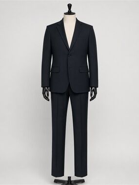 Emanuel Ungaro Men's Black Two-Piece Tailored Suit